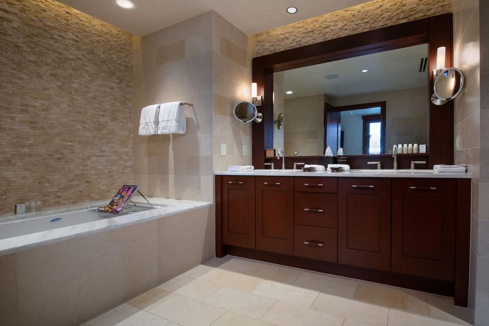 Solaris Residences photo 7