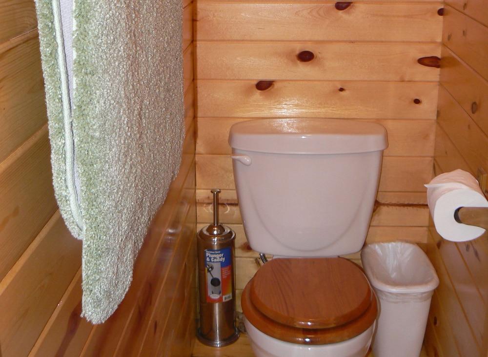 Smoky Bear Ranch Bed & Breakfast & Cabins photo 49