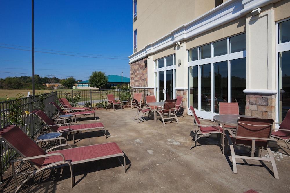 Holiday Inn Meridian E I 20/I 59 by IHG photo 54