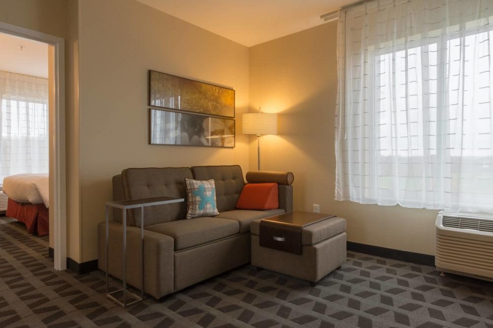 TownePlace Suites by Marriott Syracuse Liverpool photo 6