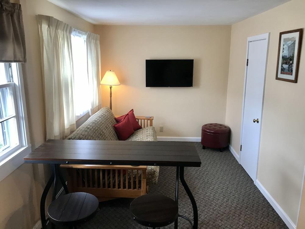 Mt Liberty Cabins and Motel photo 38
