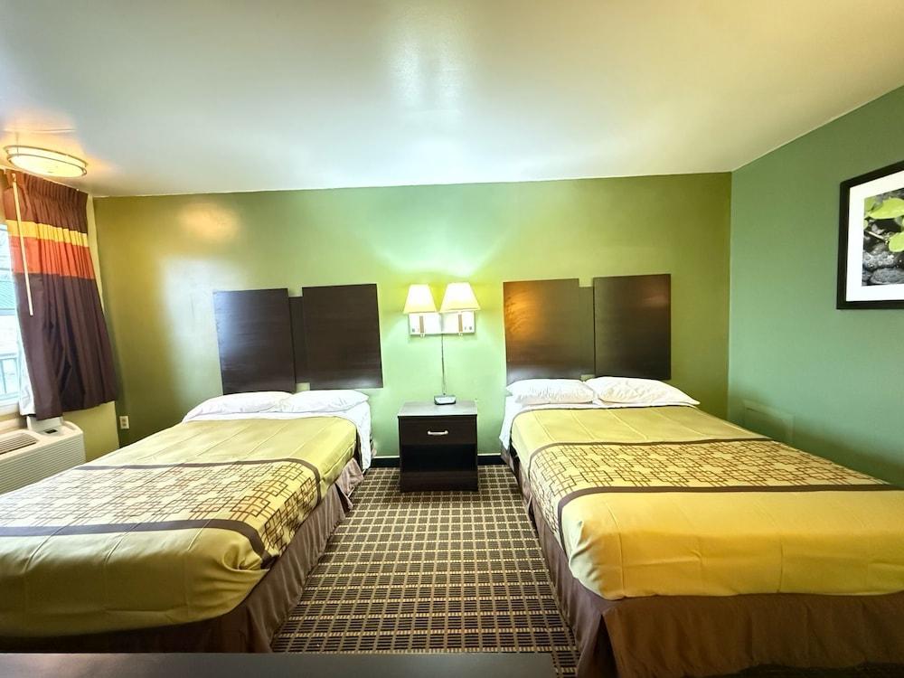 Relax Inn photo 14