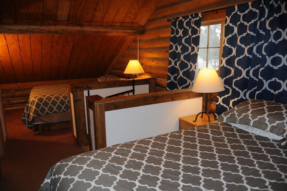 Yellowstone Motel - Adults Only photo 31