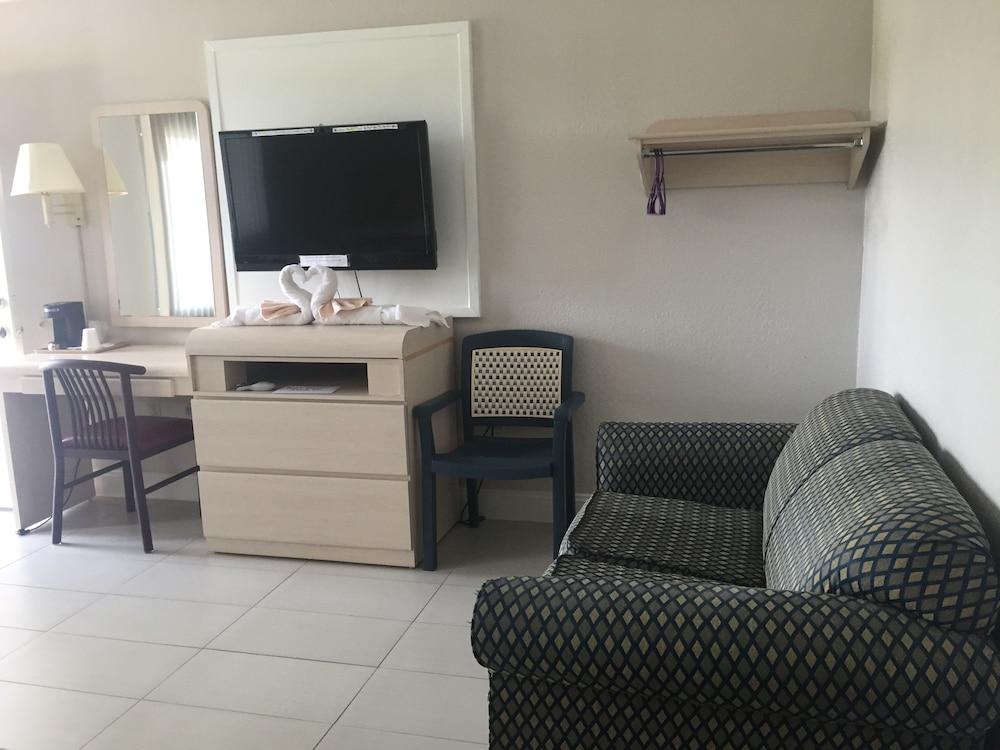 Apollo Inn Motel photo 5