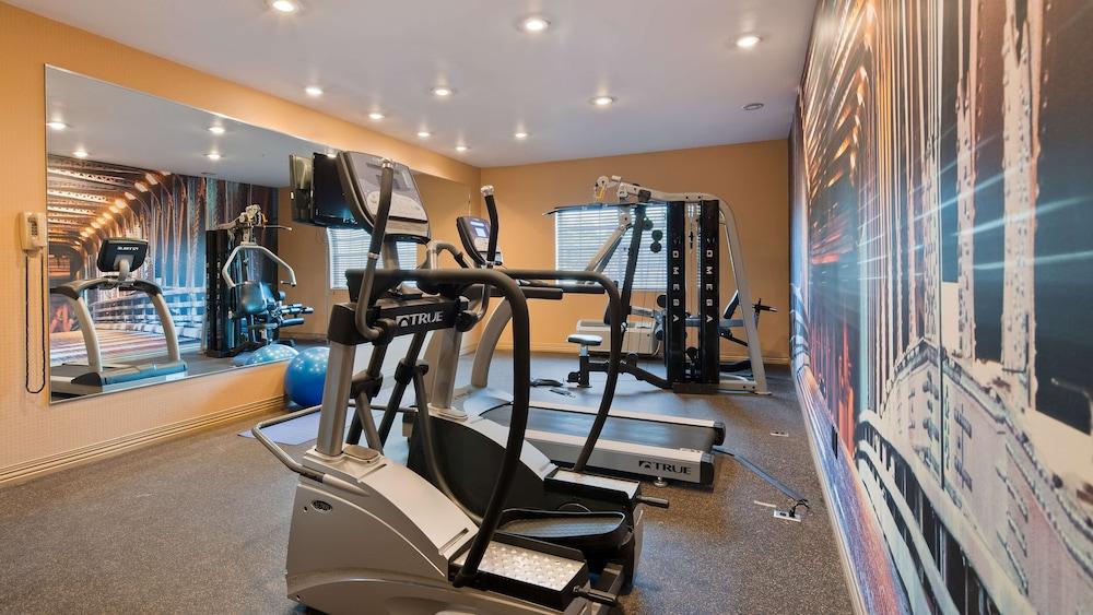 Best Western Manhattan Inn photo 25