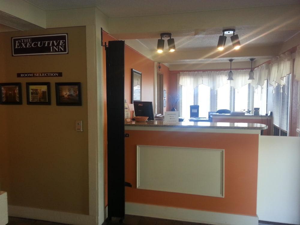 Americas Inn photo 24