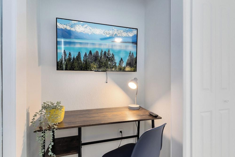Ocean Harbour Apartment Homes photo 24