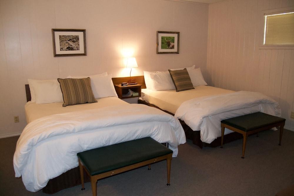 Pendaries Village Lodge photo 13