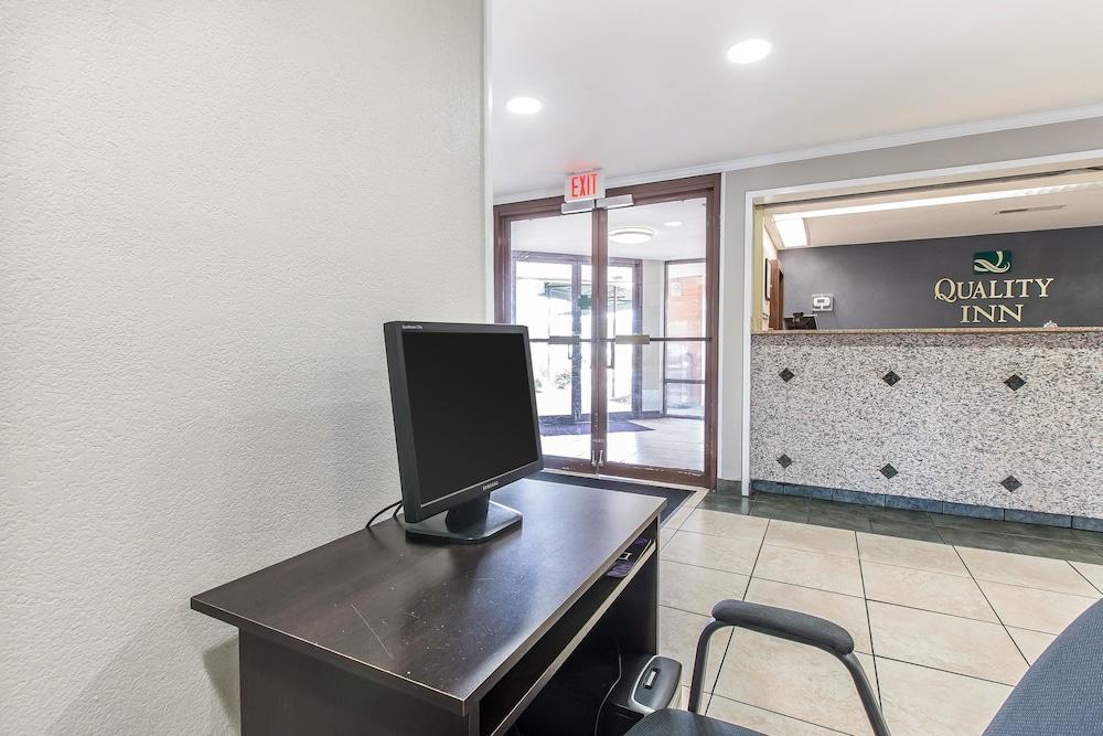 Quality Inn Homewood Birmingham I-65 photo 27