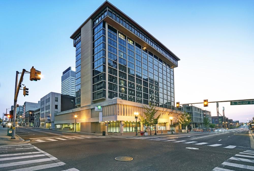 Holiday Inn Downtown Memphis by IHG photo 49