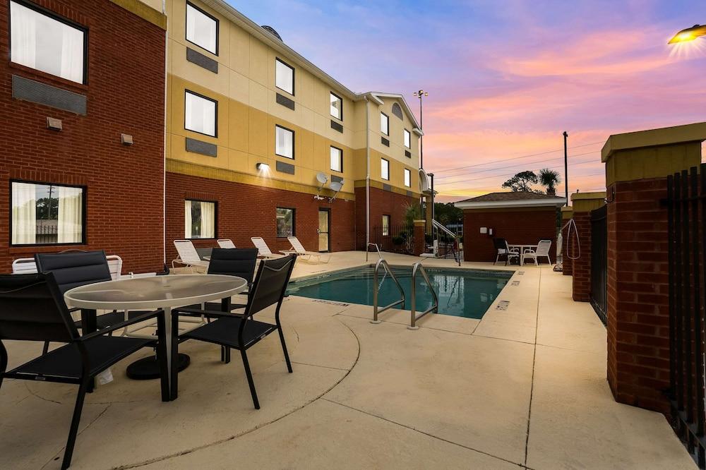 Comfort Inn & Suites Chipley photo 38