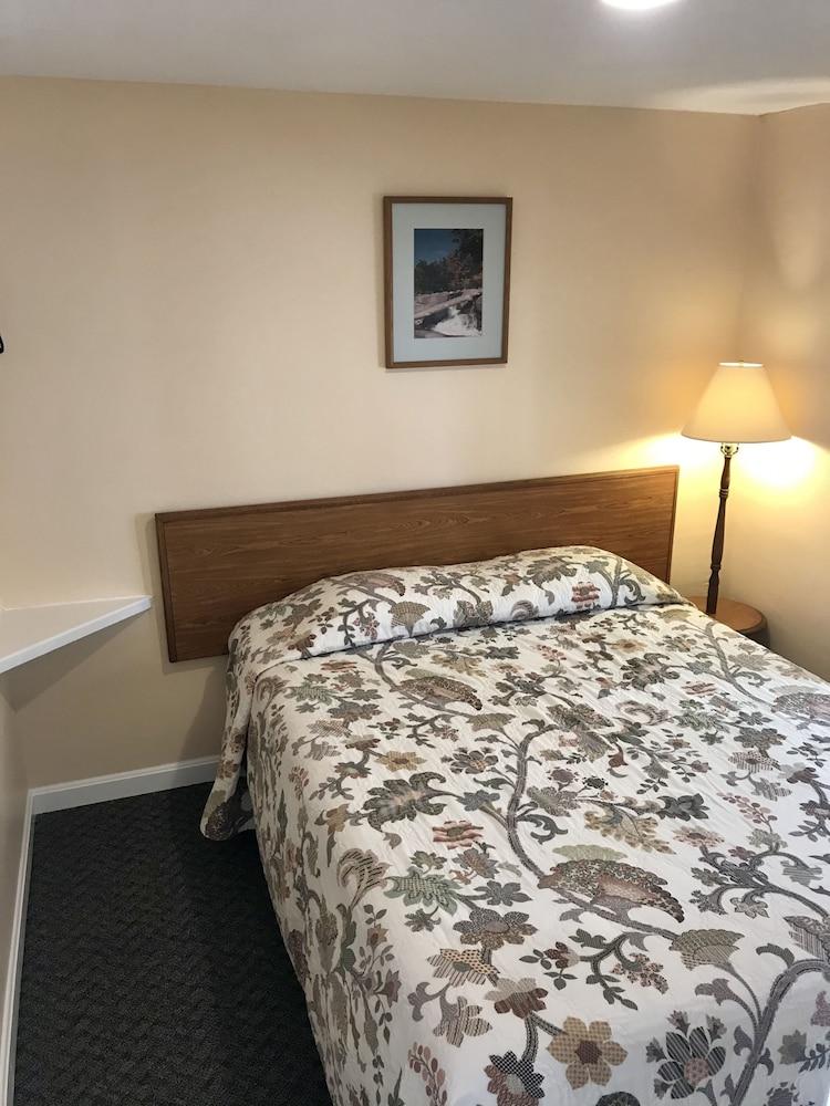 Mt Liberty Cabins and Motel photo 19