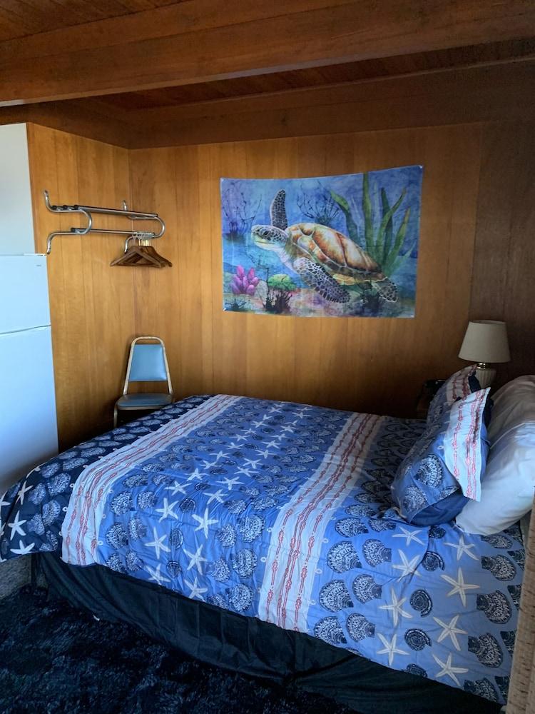 Curley's Resort & Dive Center photo 16