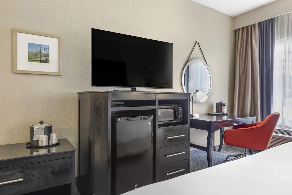 Comfort Inn Plano-Dallas photo 16
