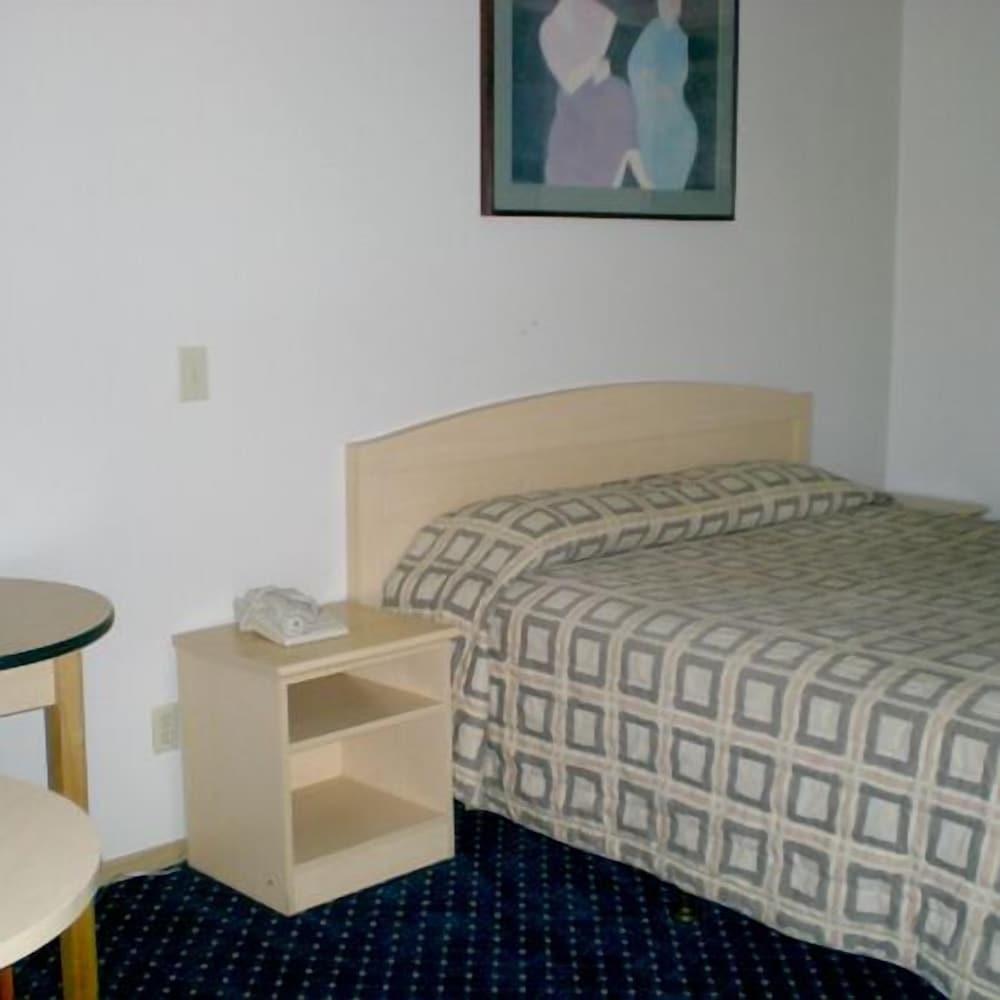 Crown Lodge Motel Oakland photo 7