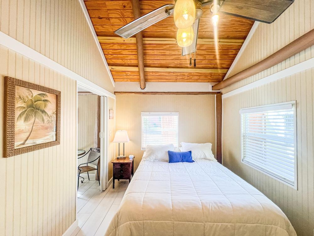 Sunset Cove Beach Resort photo 70