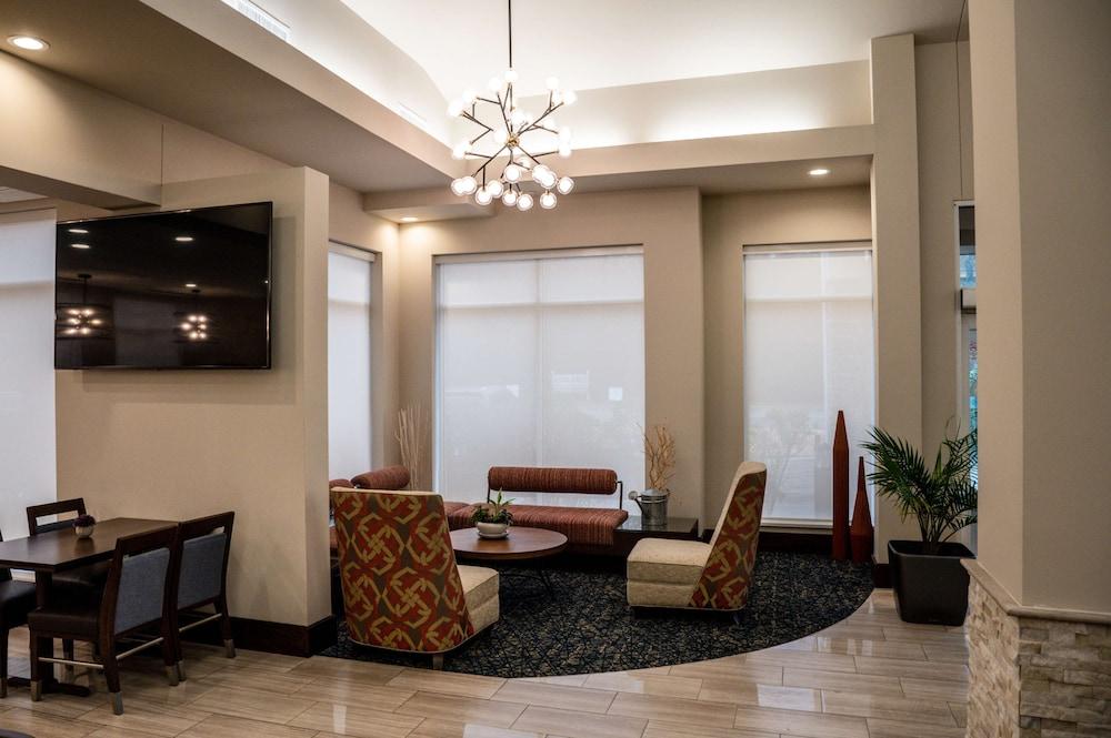 Hilton Garden Inn Fayetteville Fort Bragg photo 3