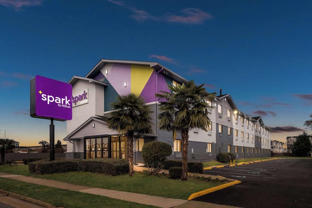Spark by Hilton Norfolk photo 21