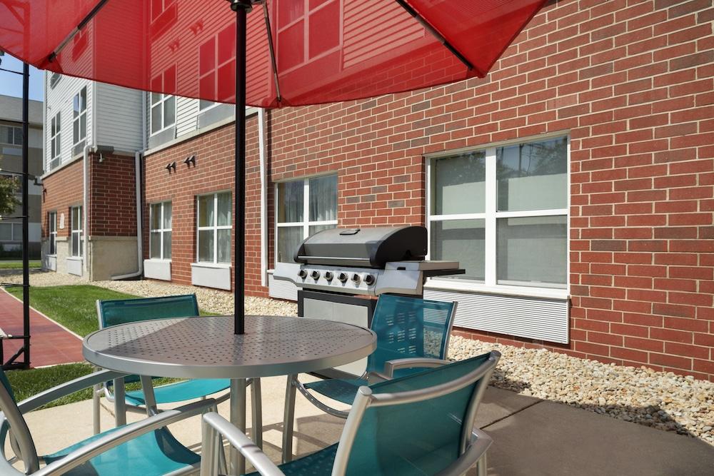 TownePlace Suites Chicago Naperville photo 23