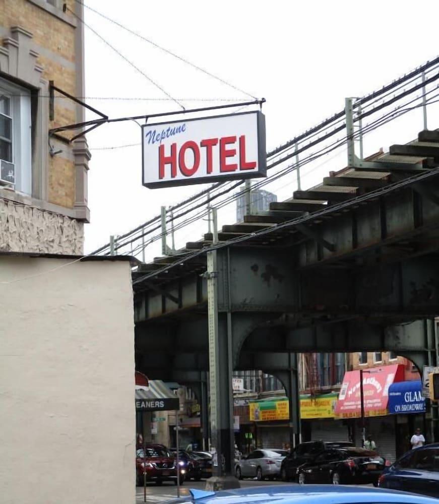 Neptune Hotel photo 10