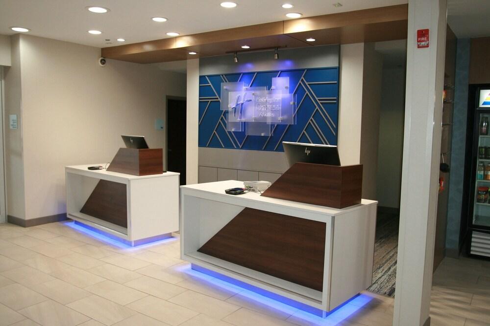 Holiday Inn Express & Suites El Paso West by IHG photo 16