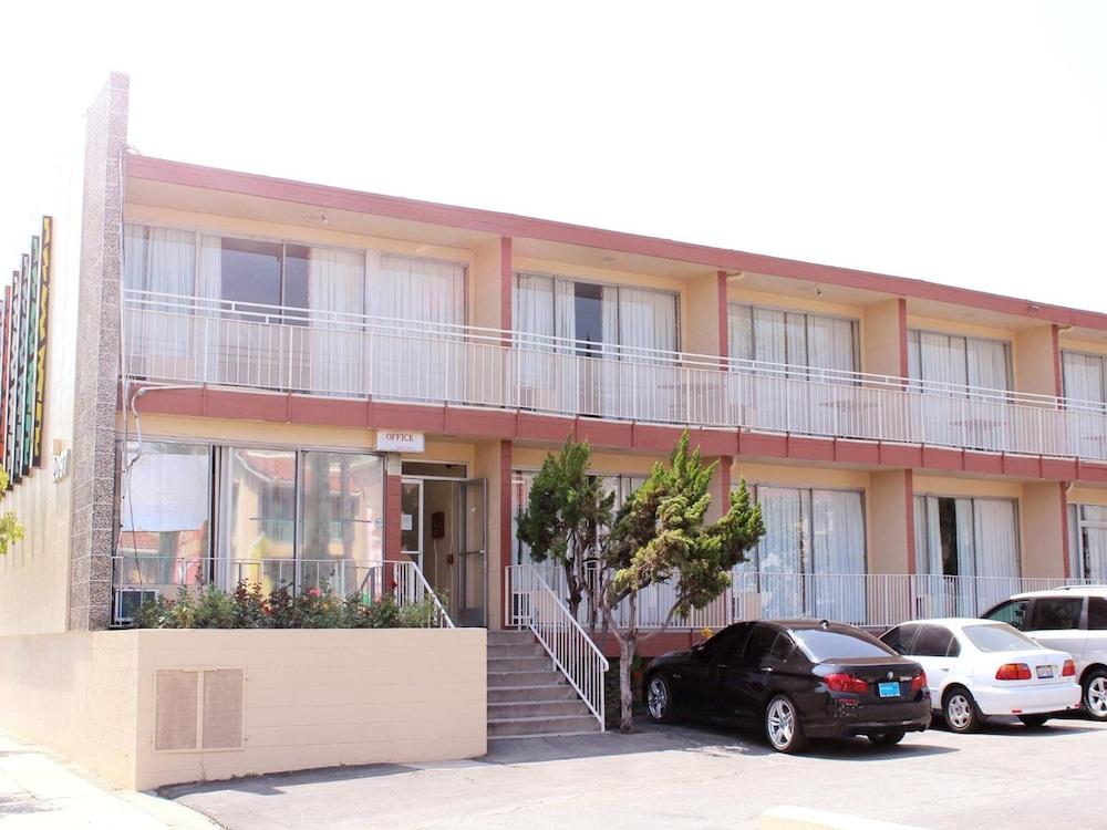 Pasadena Rose Inn photo 16
