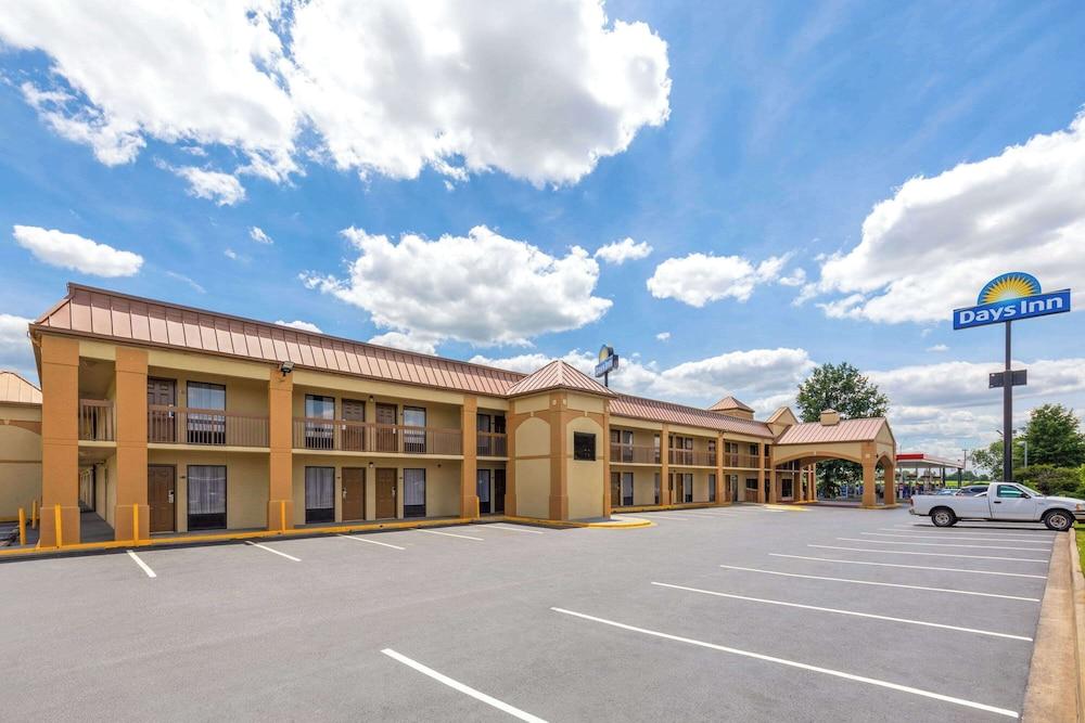 Days Inn by Wyndham Oak Grove/Ft. Campbell — hotel in Oak Grove