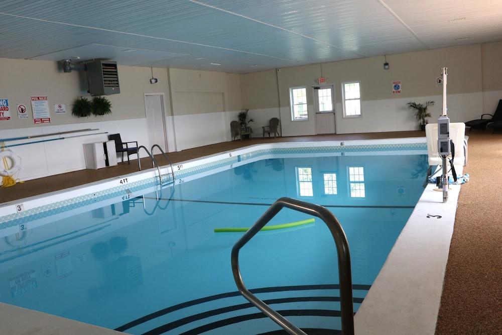 Sunbird Cape Cod Resort photo 3