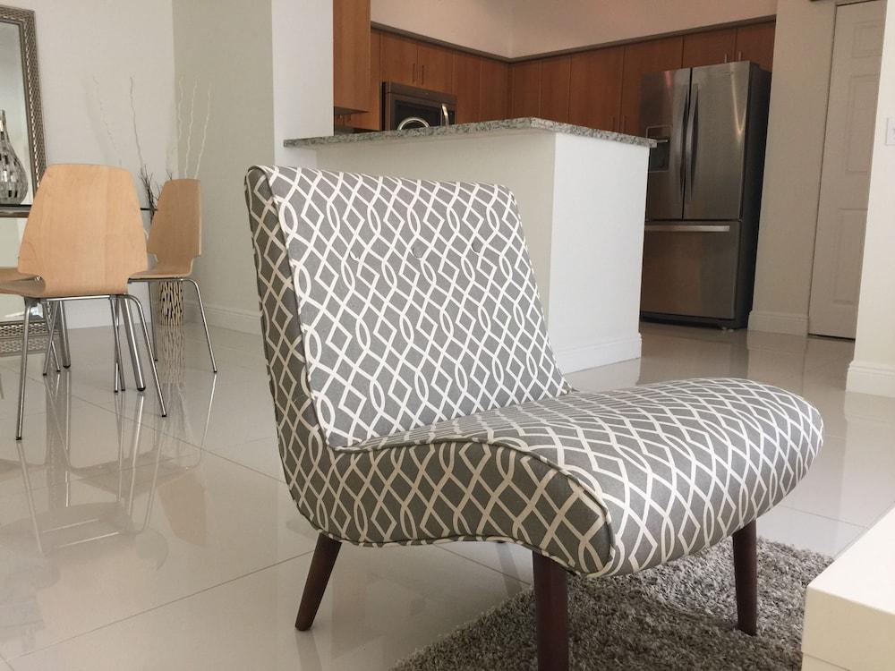 LYX Suites at Merrick Park in Coral Gables photo 84
