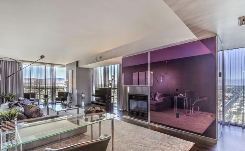Palms Place Vacation Suites Collection photo 35