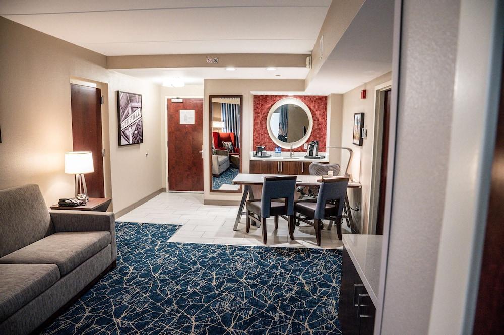 Hilton Garden Inn Fayetteville Fort Bragg photo 71
