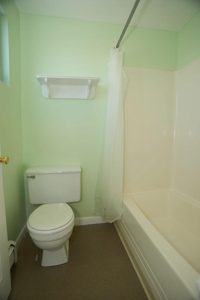 Marguerite Motel photo 46