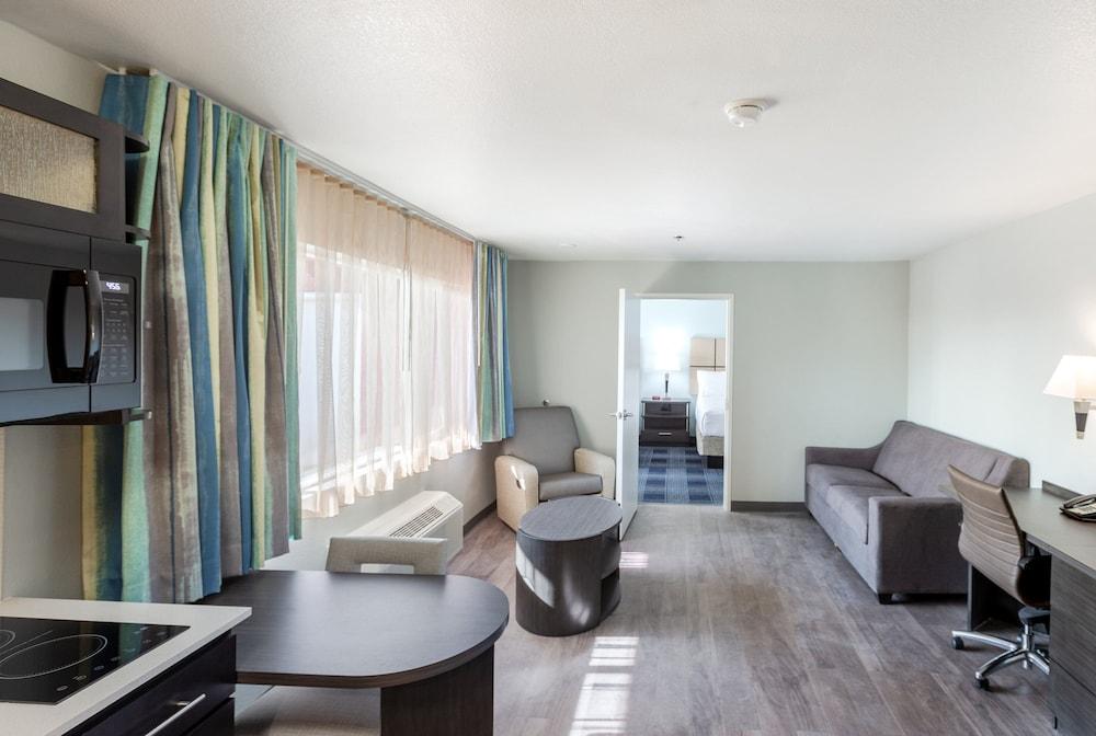 Extended Studio Hotel Ontario photo 9