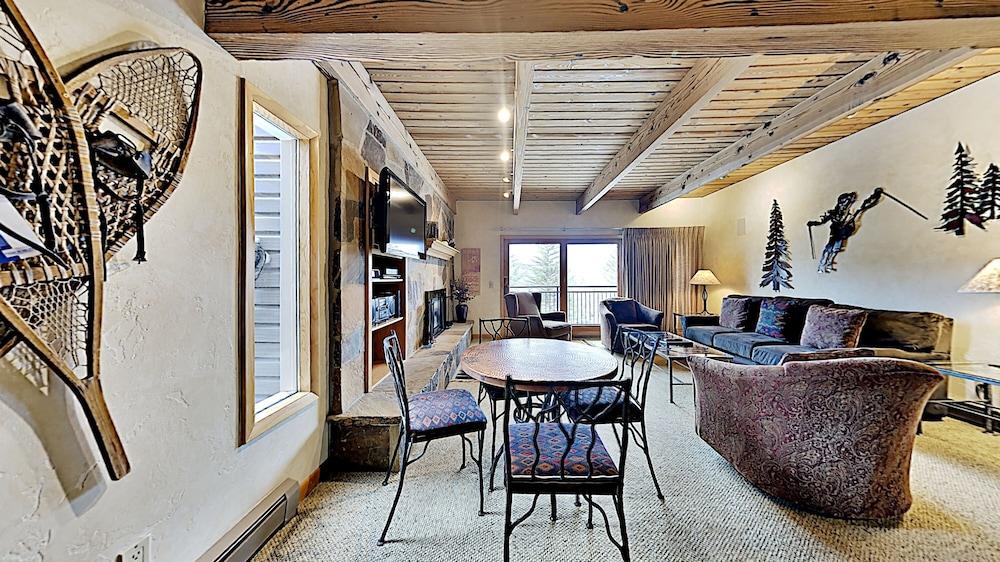 The Timberline Condominiums photo 20