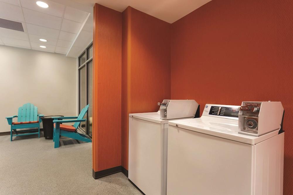 Home2 Suites by Hilton Pittsburgh Cranberry photo 24