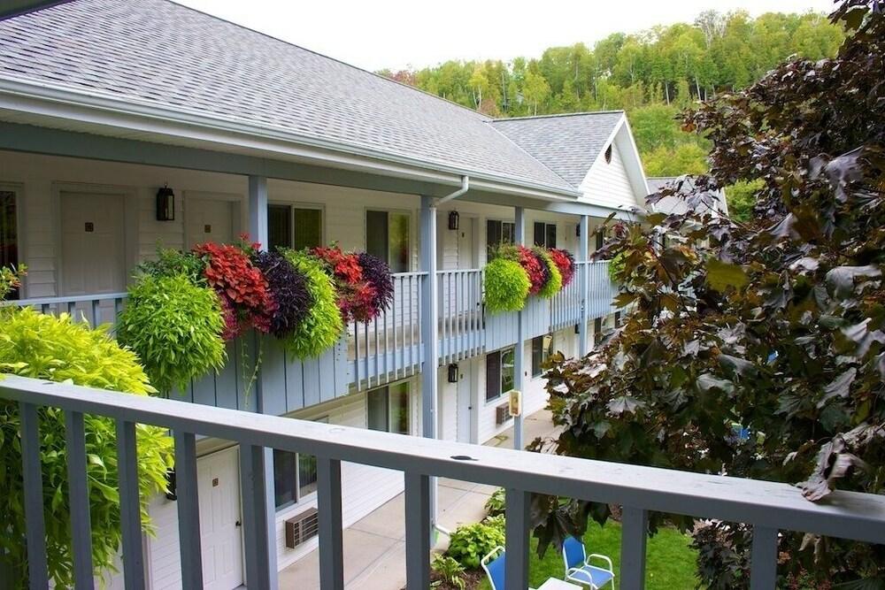 Main Street Motel photo 31