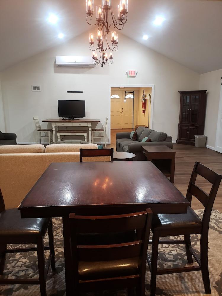 Branson King Resort and Suites photo 22