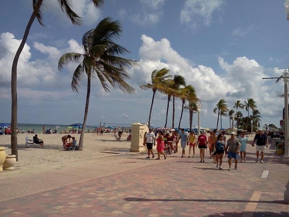 Hollywood Beach Resort-tower Suite photo 29