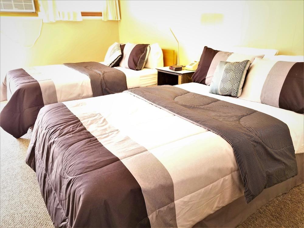 Duffer Motel photo 75