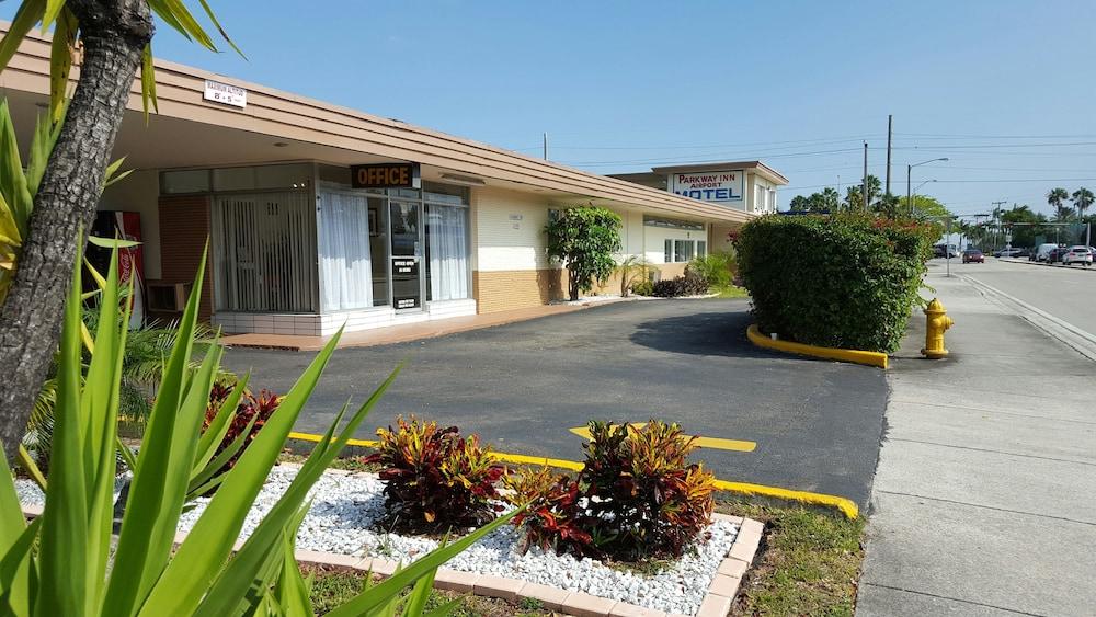 Parkway Inn Airport Motel Miami photo 5