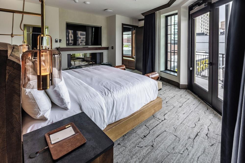 Hotel Renegade photo 25