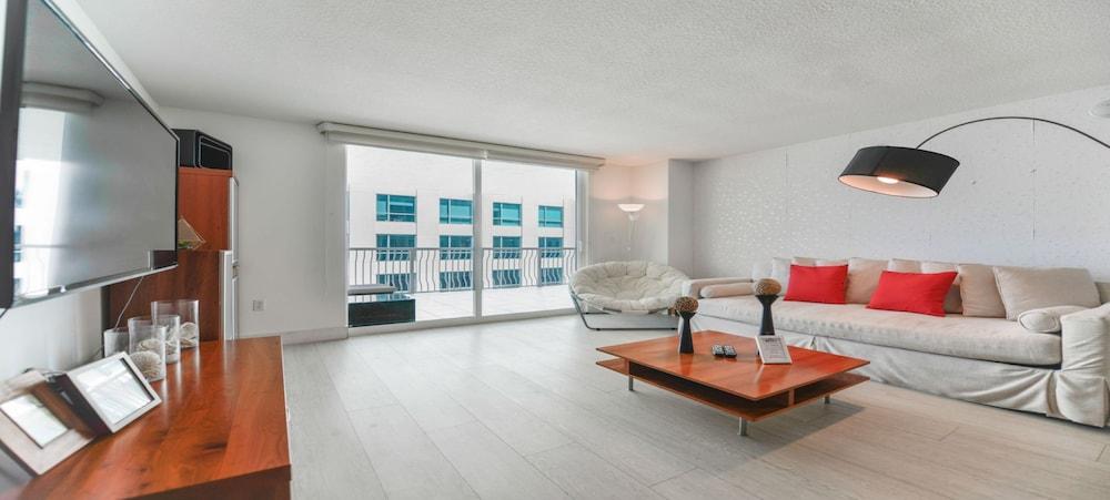 Icon Residences photo 94