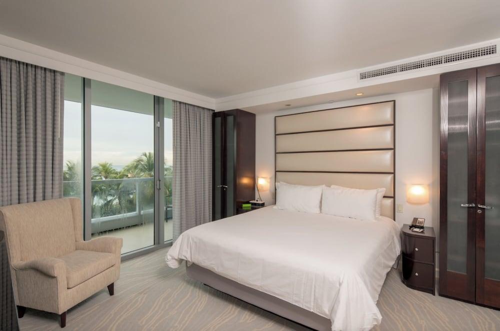 Residences at Fontainebleau Miami photo 39