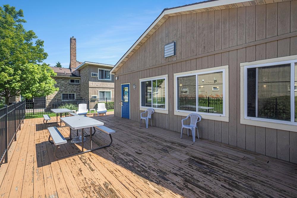 Ludington Pier House photo 12