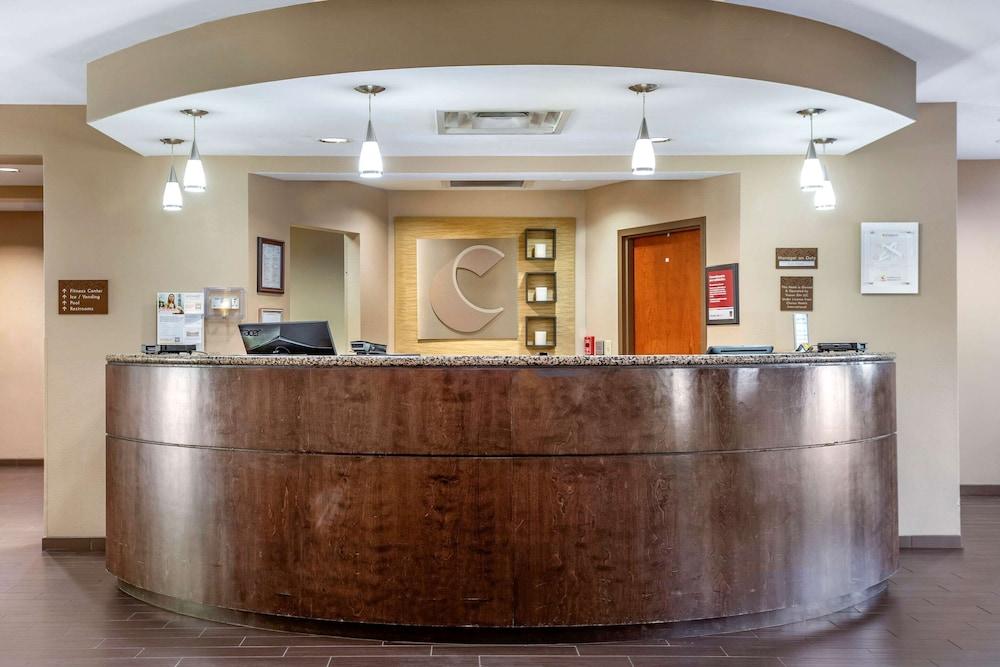 Comfort Suites Manchester near Arnold AFB photo 27