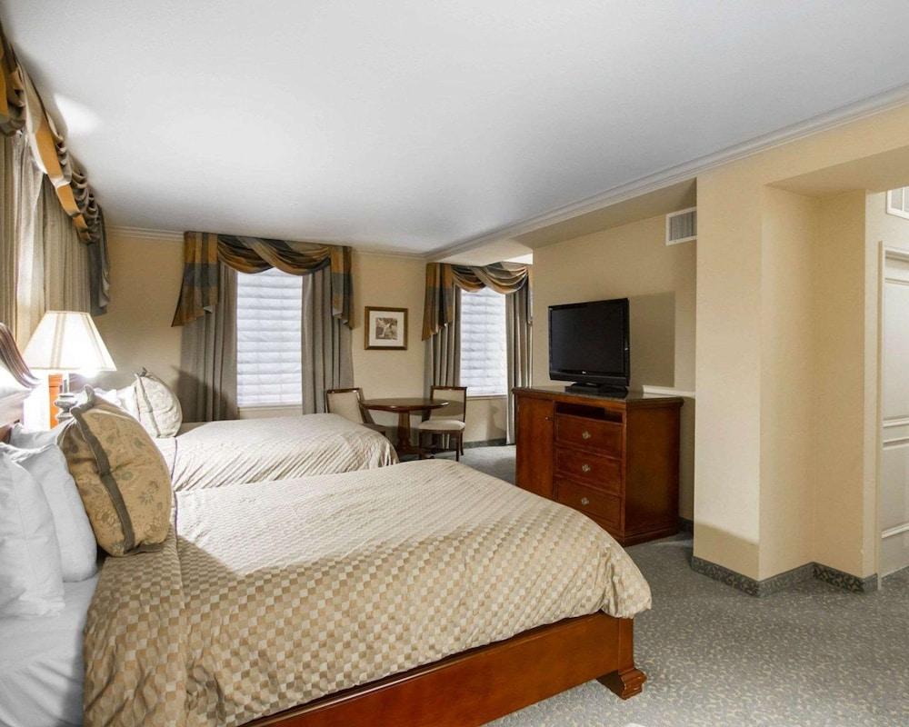 Liberty Hotel, an Ascend Collection Hotel photo 5