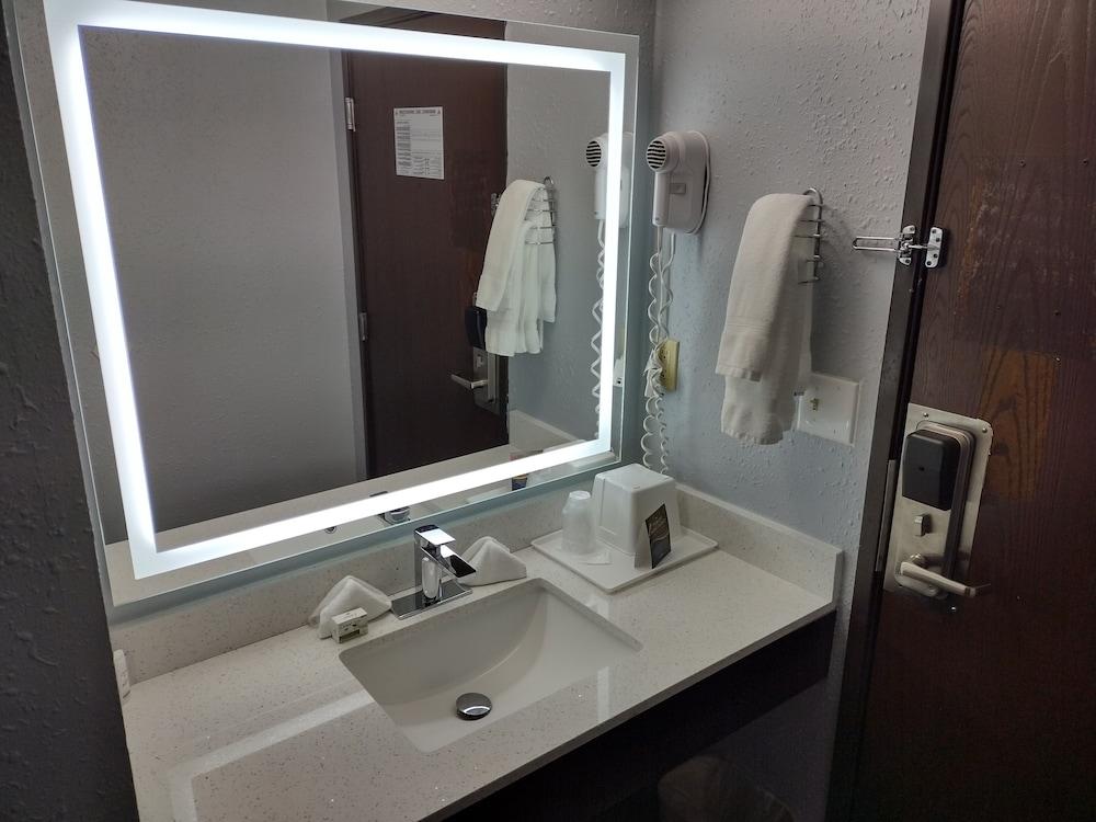 Baymont by Wyndham Duluth/Spirit Mountain photo 14