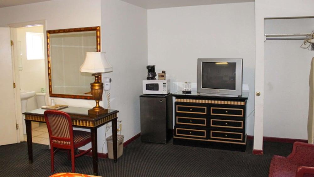 Budget Host Golden Wheat Motel photo 6