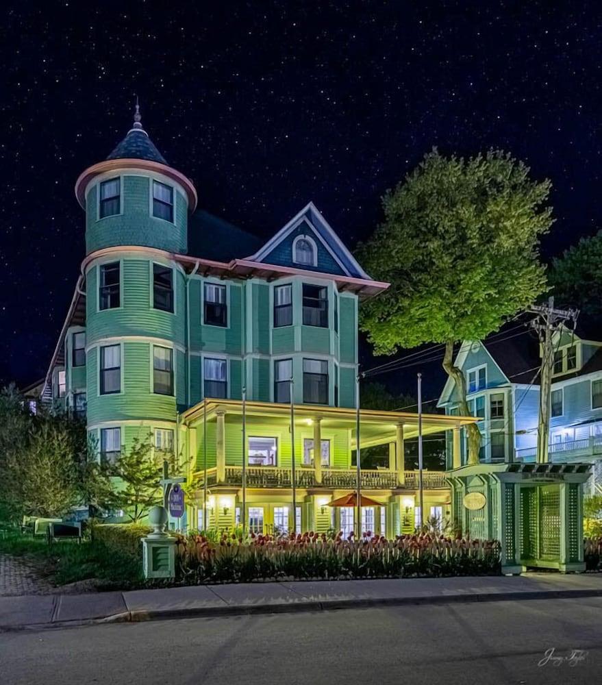 Inn on Mackinac photo 55