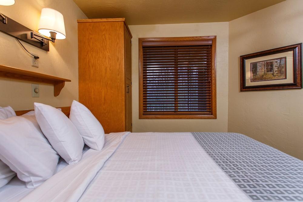 Waterbury Inn photo 9